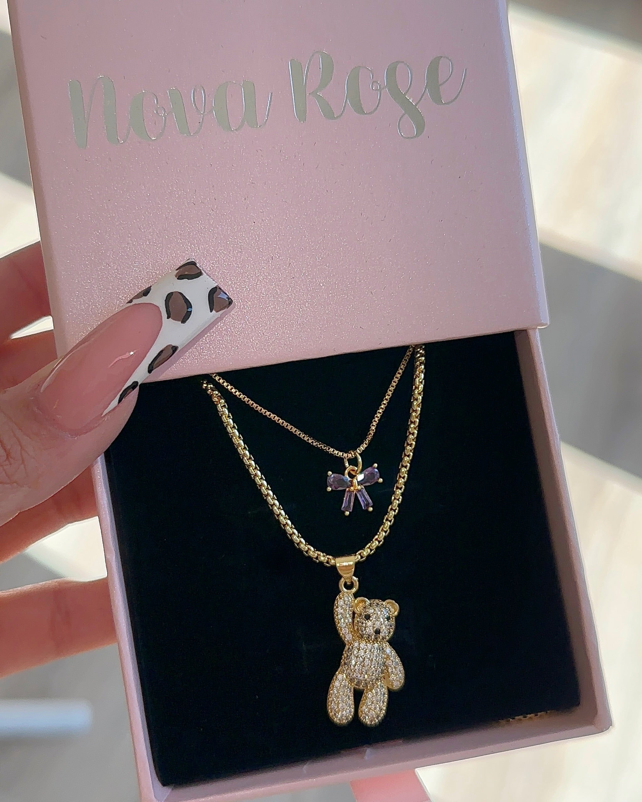 Nova rose Holiday bear set