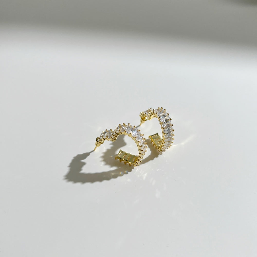 “Give love” Hoops