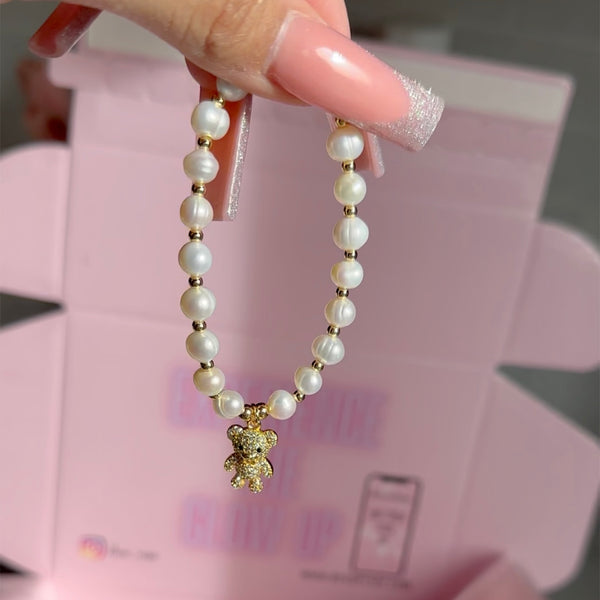 “Beary Cute”pearl bracelet