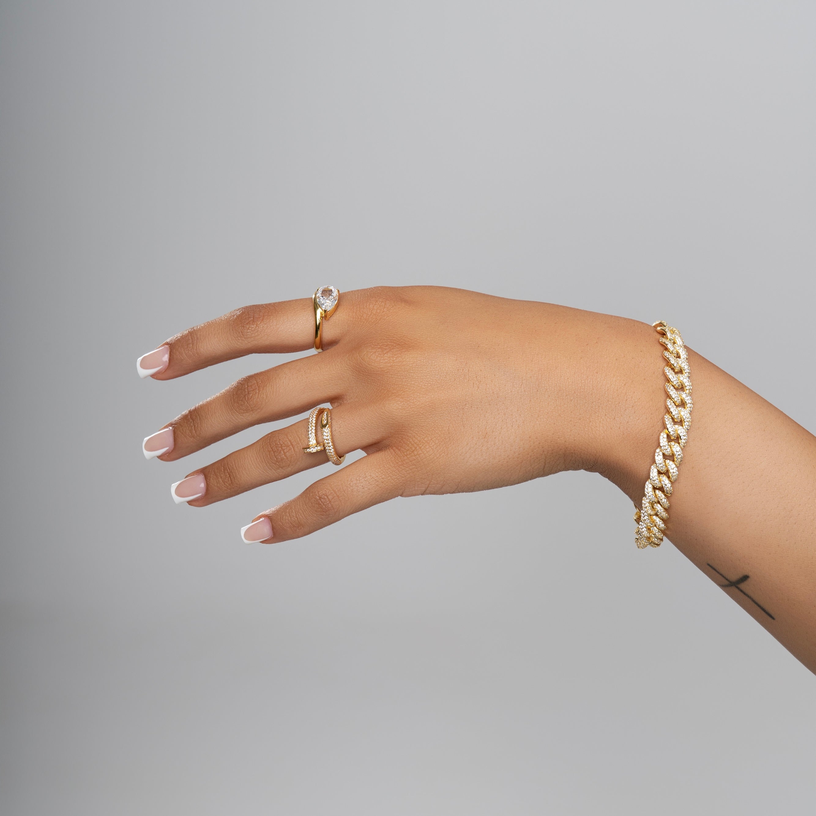 “Old Money” 925 Sterling silver ring