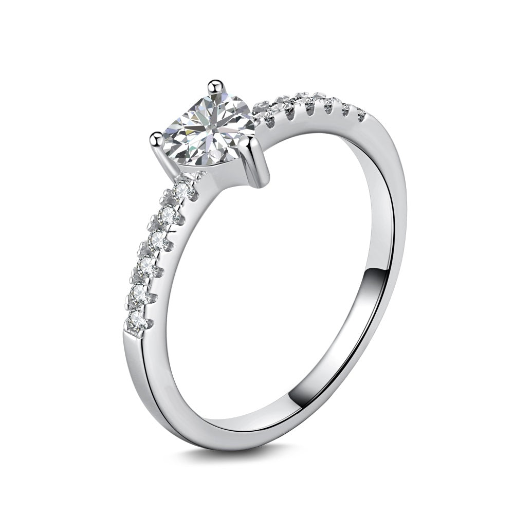“Tiny heart”ring