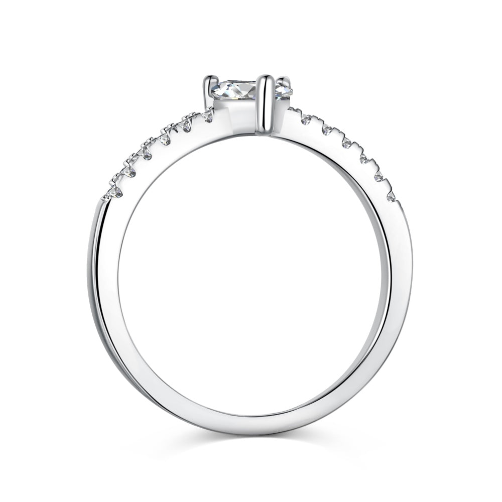 “Tiny heart”ring