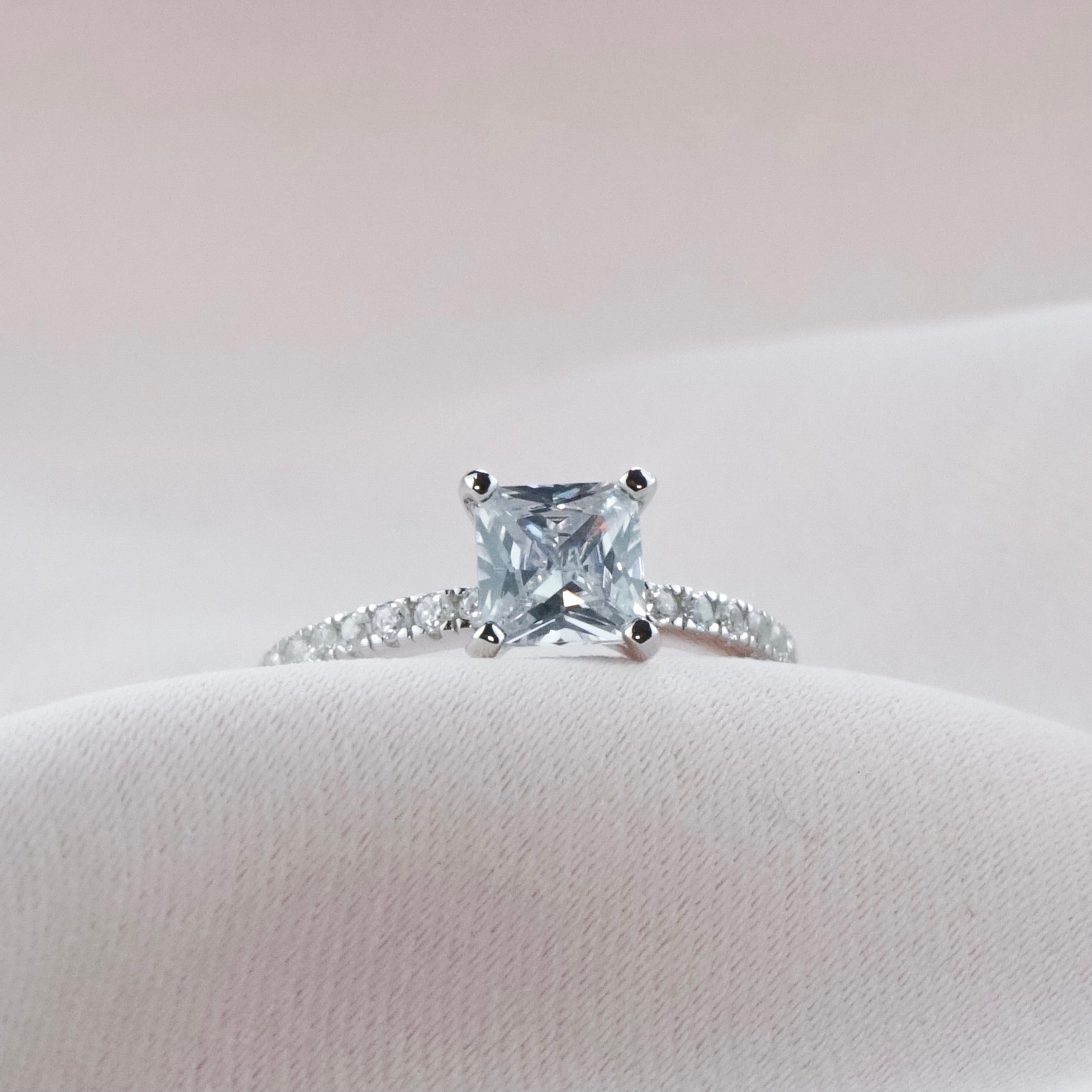 "Dime" Ring